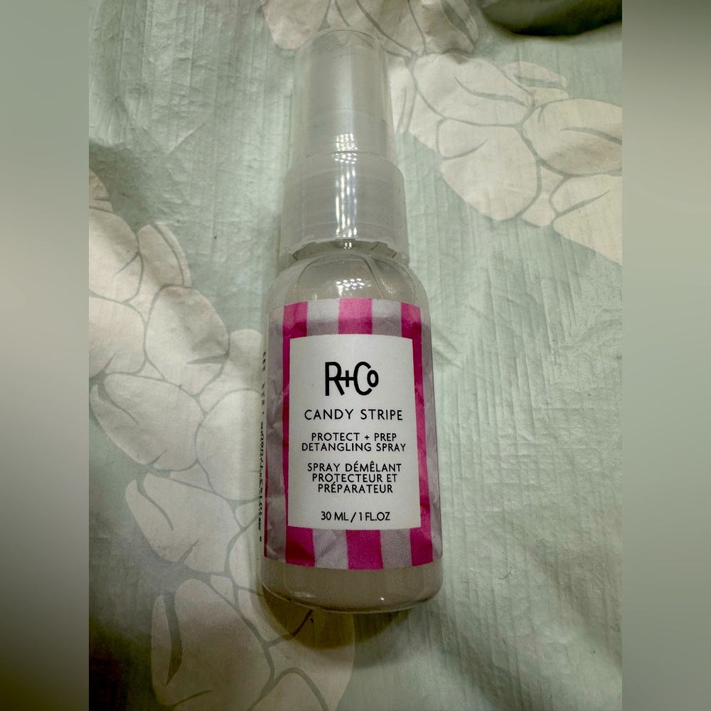 R+Co Candy Stripe Protect & Prep Detangling Spray Travel Size 1 fl oz.